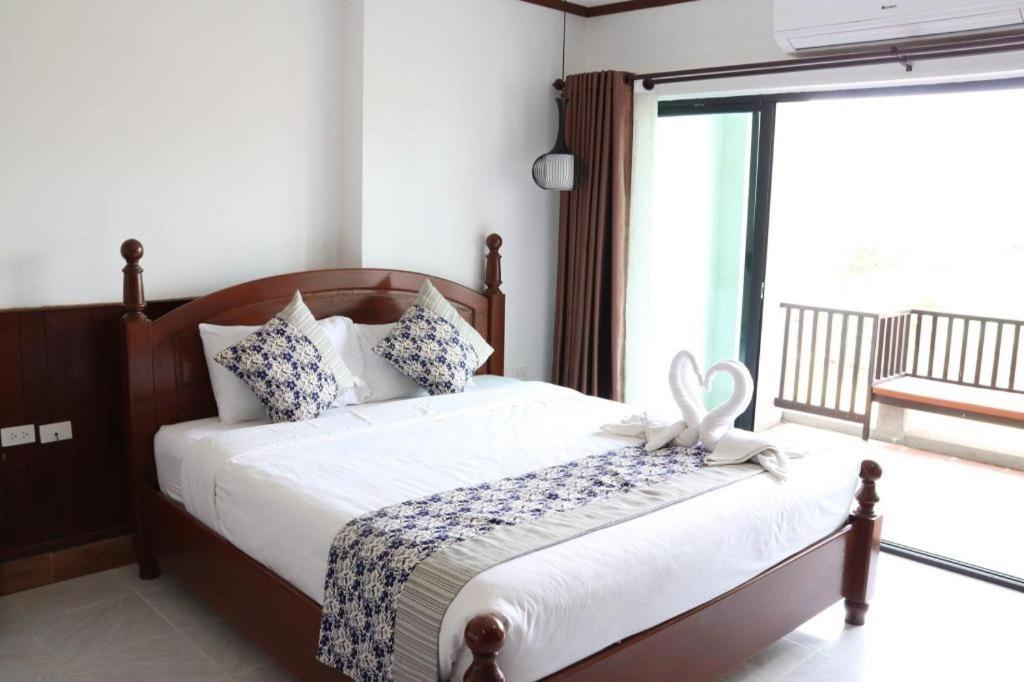Thavisouk Riverside Hotel Vang Vieng Zewnętrze zdjęcie