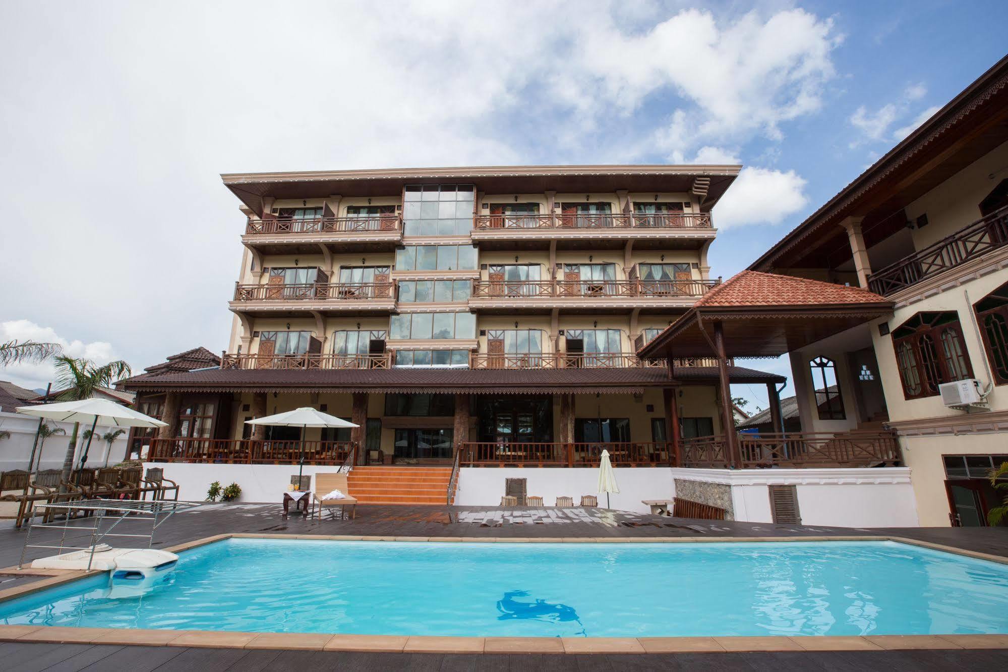 Thavisouk Riverside Hotel Vang Vieng Zewnętrze zdjęcie